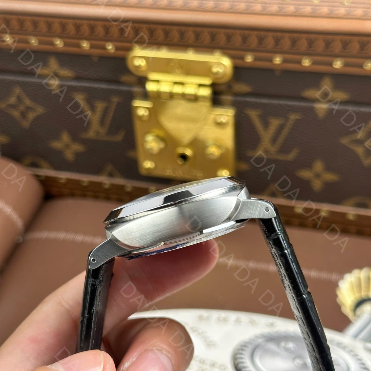 파네라이 루미노르 콰란타 PAM1365 검판 가죽밴드 40mm 7
