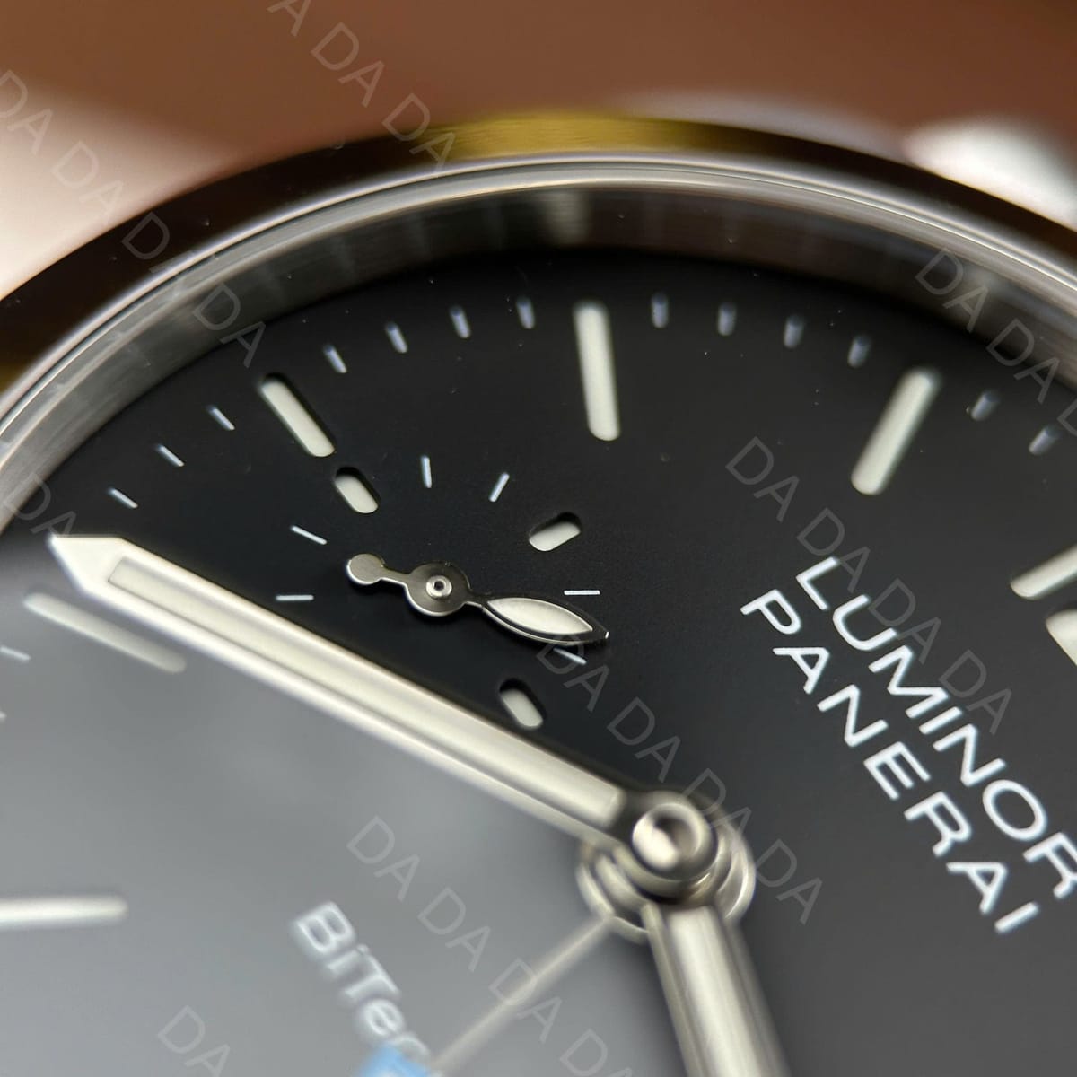 파네라이 루미노르 콰란타 PAM1365 검판 가죽밴드 40mm 11