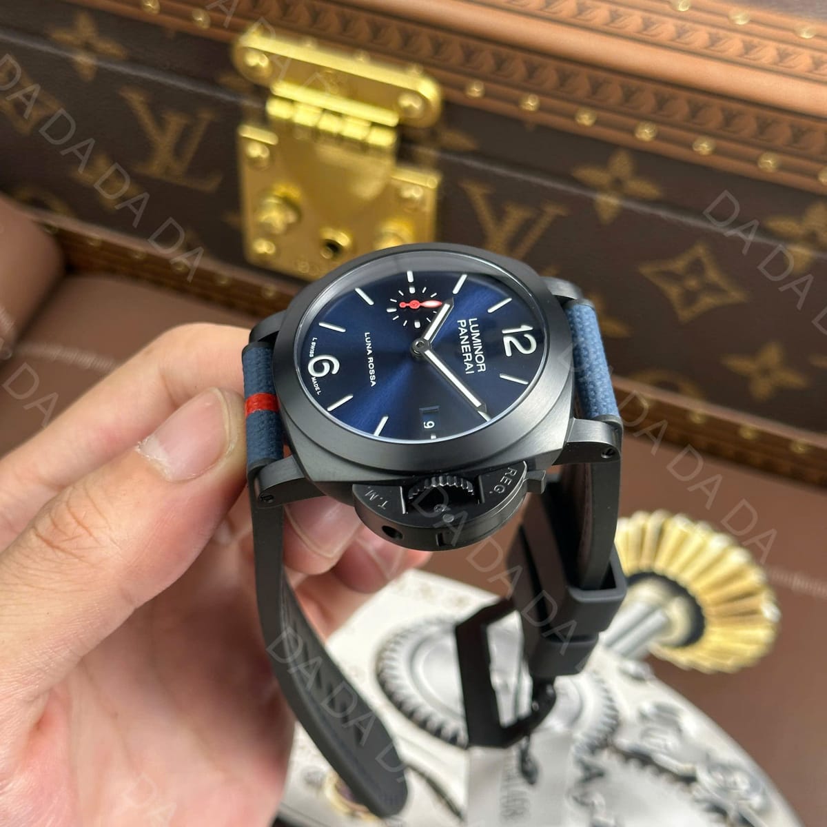 파네라이 루미노르 콰란타 PAM1408 블루다이얼 40mm 11