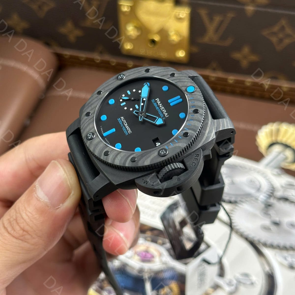 파네라이 섭머저블 PAM1616 블랙 카본 러버밴드 47mm 10