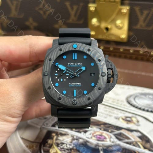 파네라이 섭머저블 PAM1616 블랙 카본 러버밴드 47mm