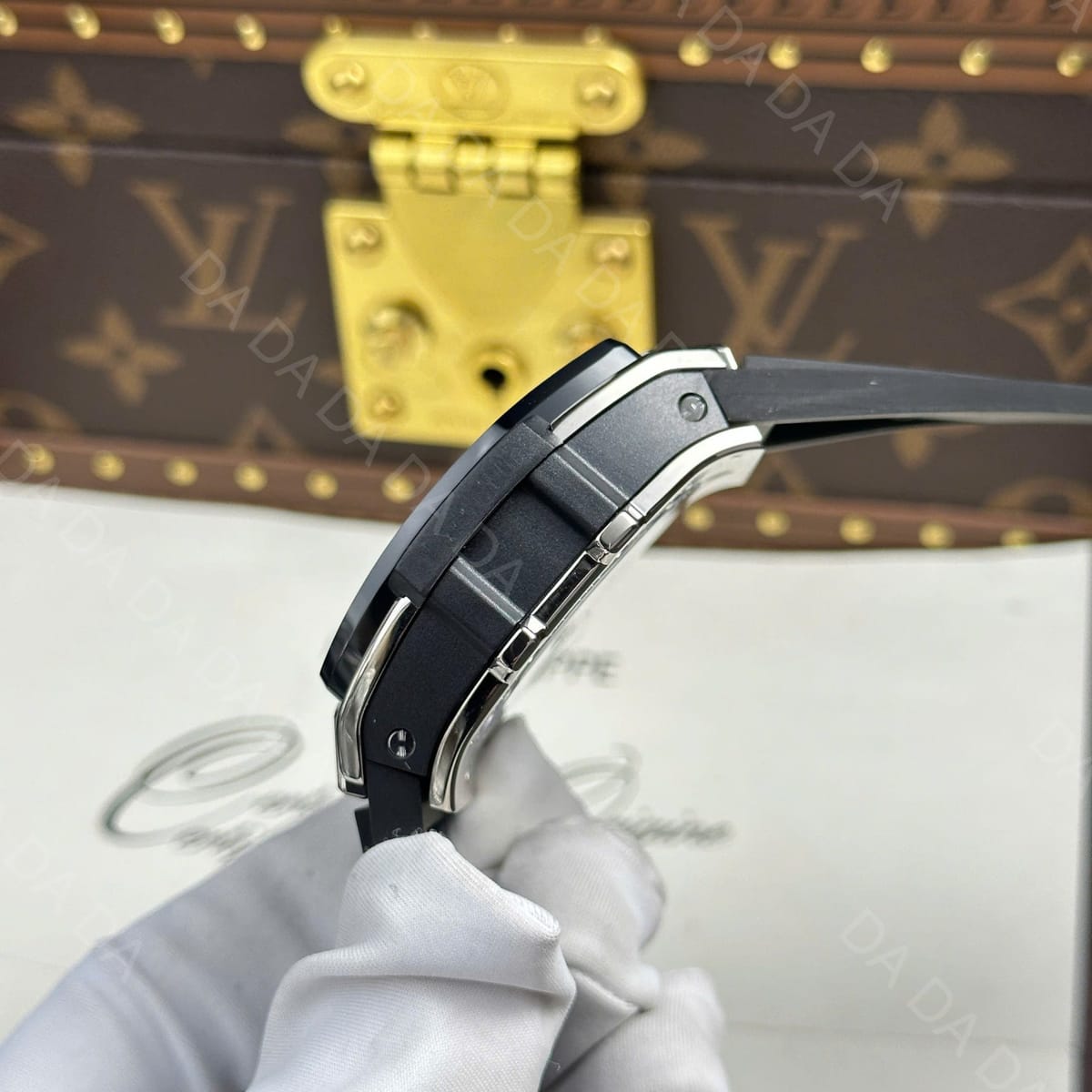 위블로 스피릿 오브 빅뱅 티타늄 블랙 실버 러버밴드 42mm 8