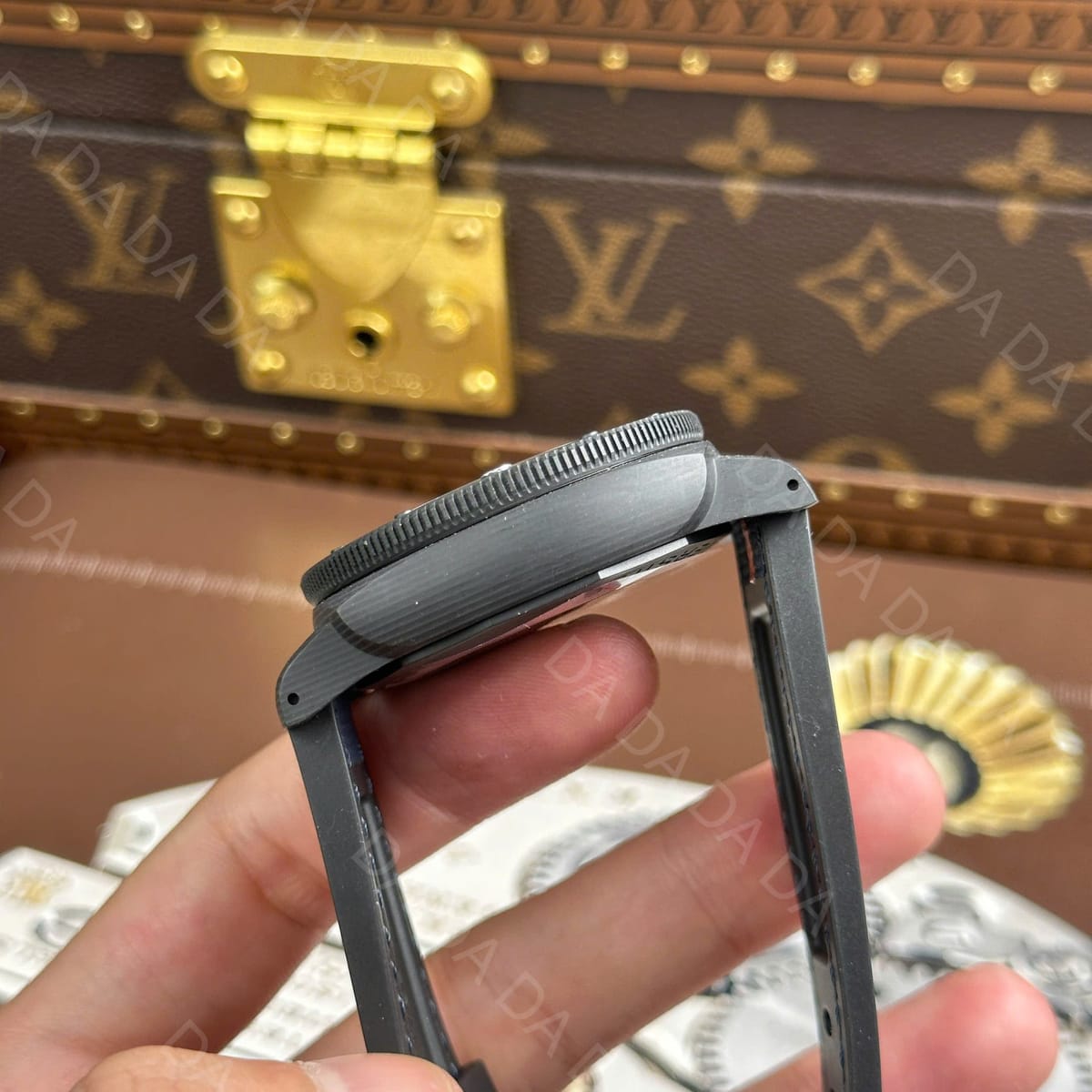 파네라이 섭머저블 PAM01563 카본 블루 42mm 5