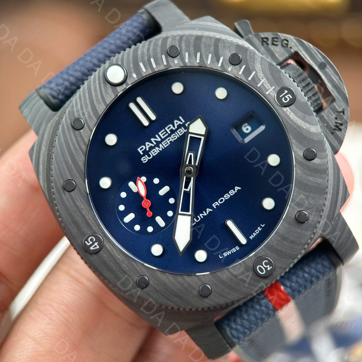 파네라이 섭머저블 PAM01563 카본 블루 42mm 10