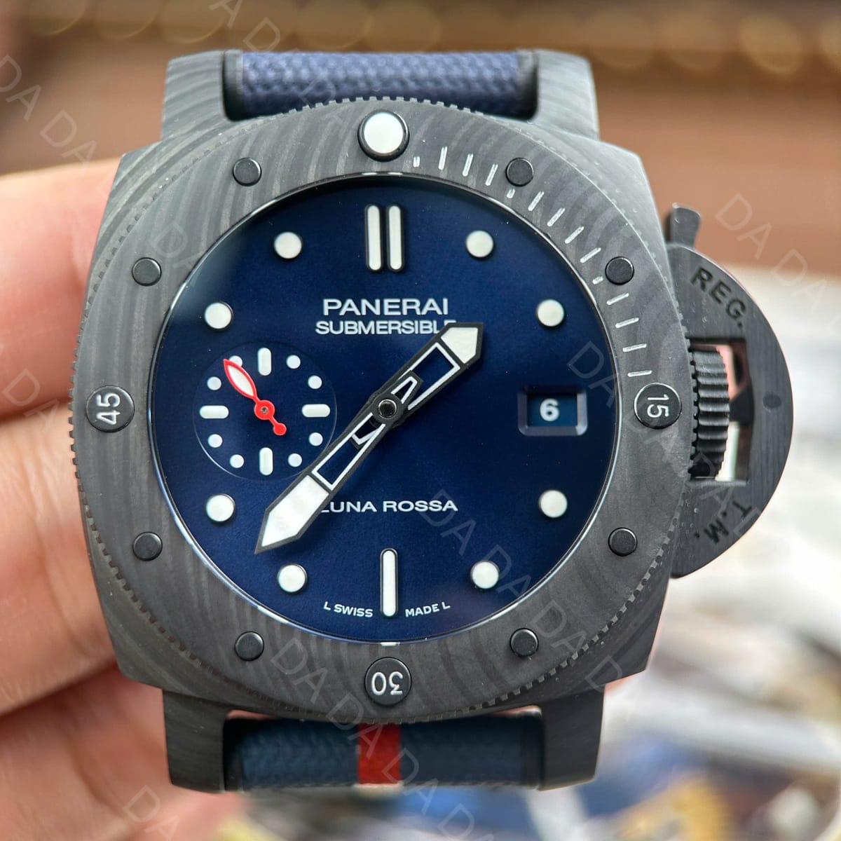 파네라이 섭머저블 PAM01563 카본 블루 42mm 11