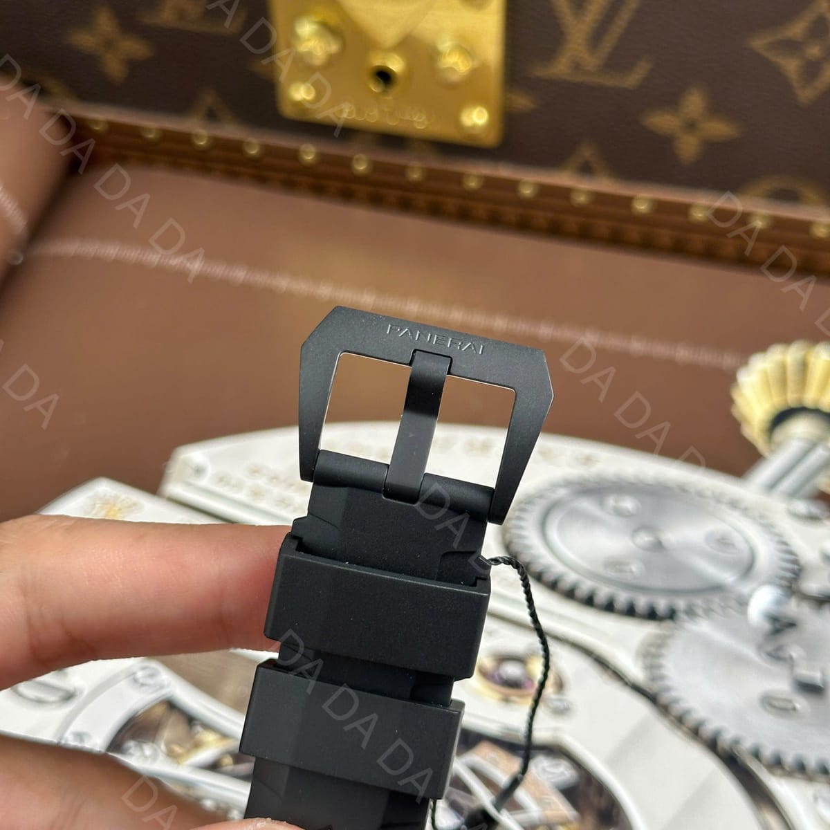 파네라이 섭머저블 PAM02231 카본 블랙 42mm 3