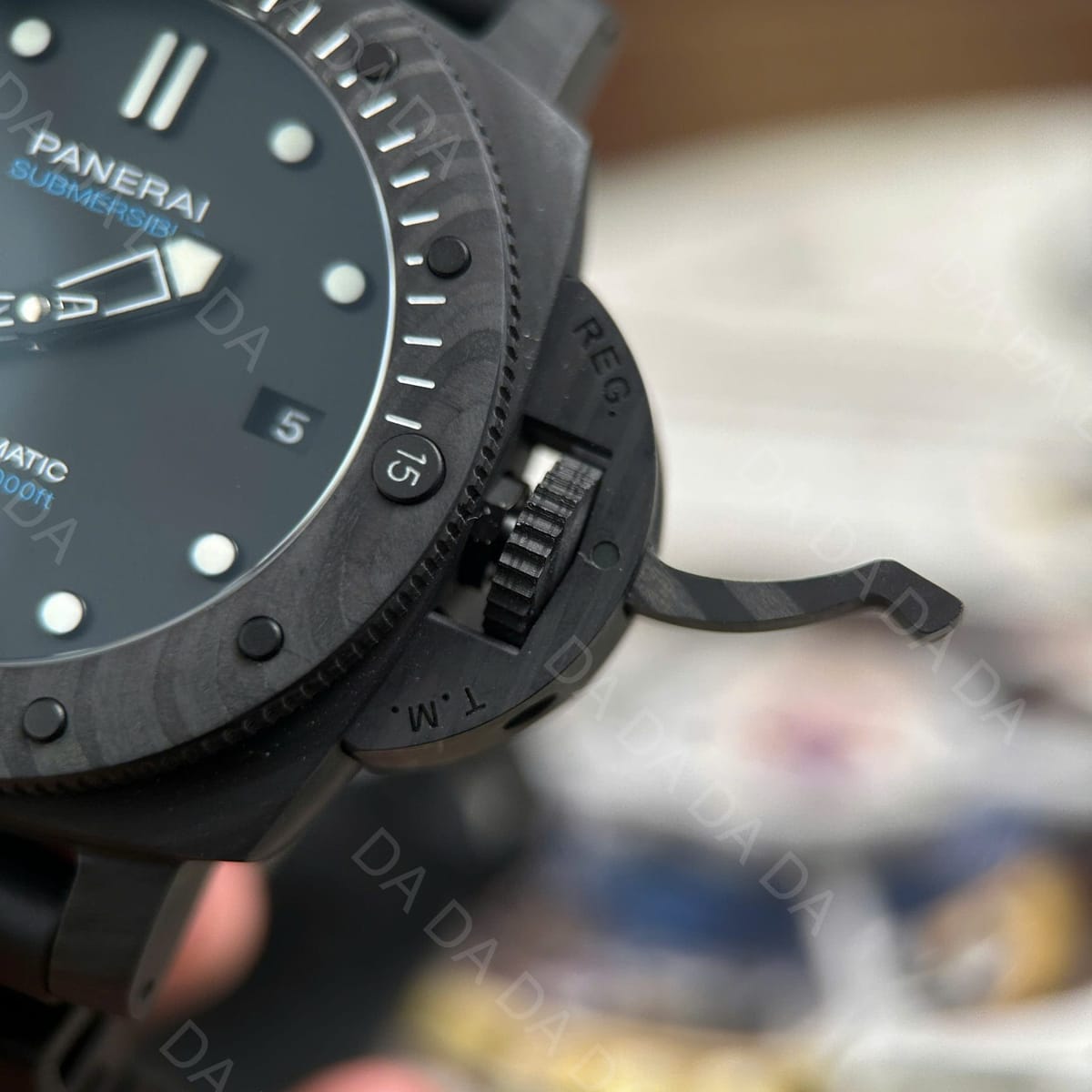 파네라이 섭머저블 PAM02231 카본 블랙 42mm 7