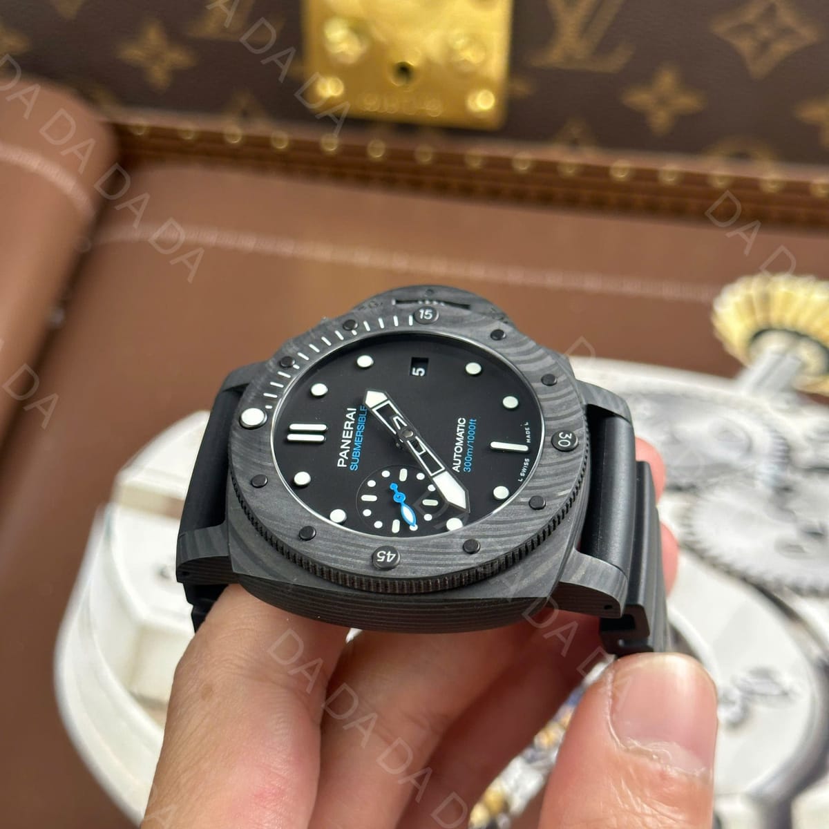파네라이 섭머저블 PAM02231 카본 블랙 42mm 13