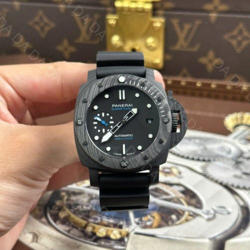 파네라이 섭머저블 PAM02231 카본 블랙 42mm