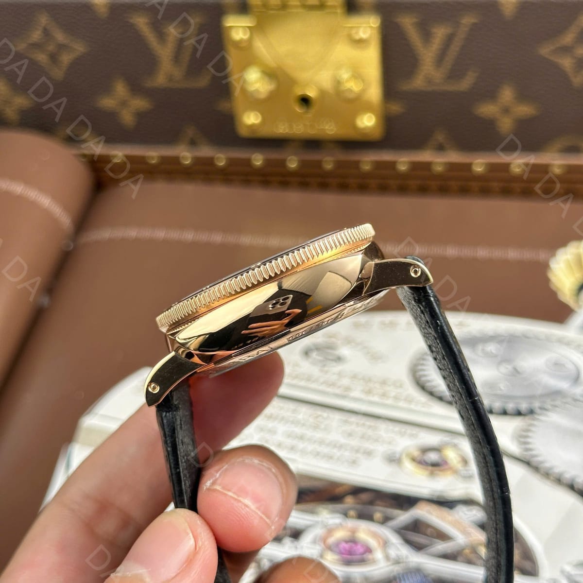 파네라이 섭머저블 PAM974 로즈골드 금통 블랙 다이얼 가죽밴드 42mm 5