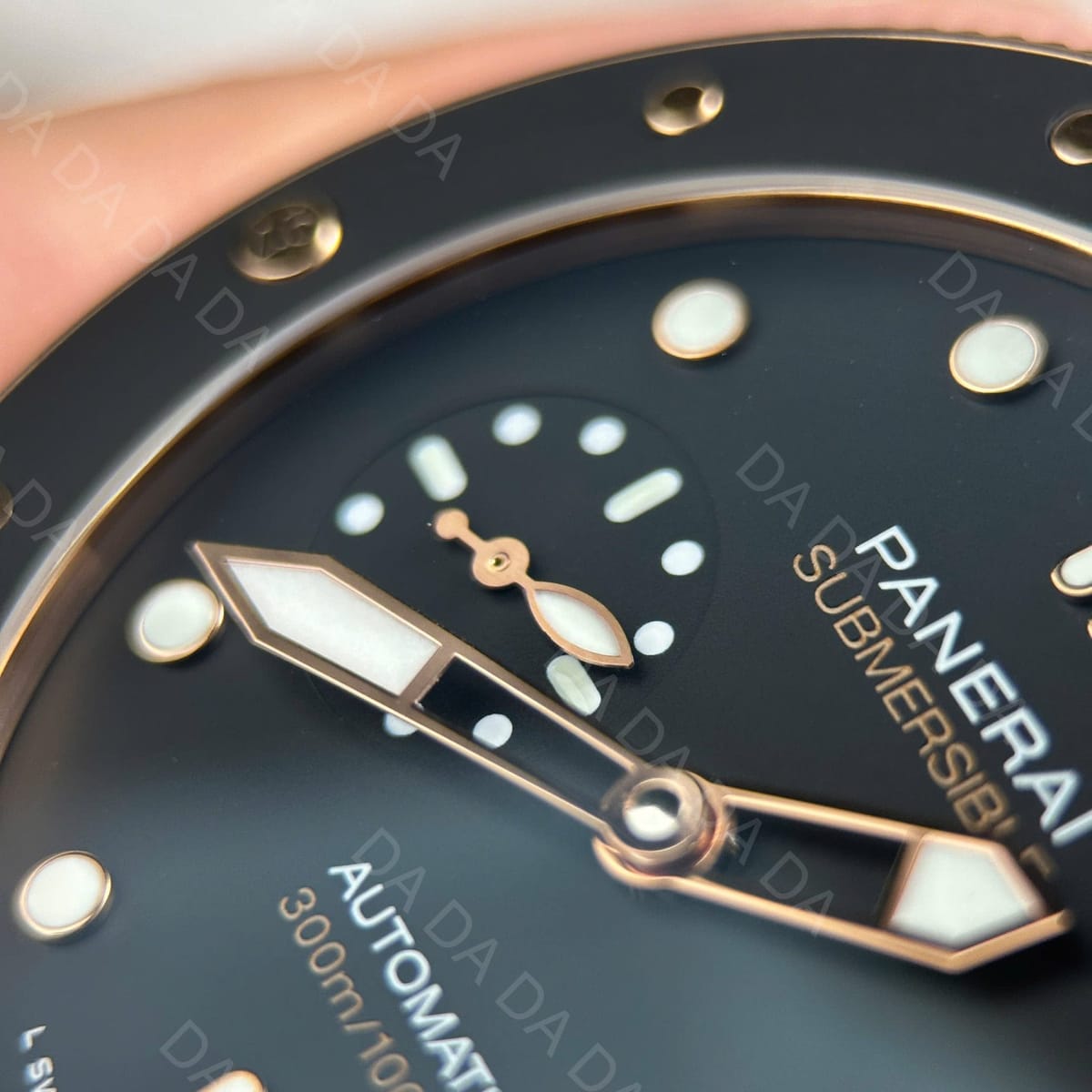파네라이 섭머저블 PAM974 로즈골드 검판 러버밴드 42mm 8