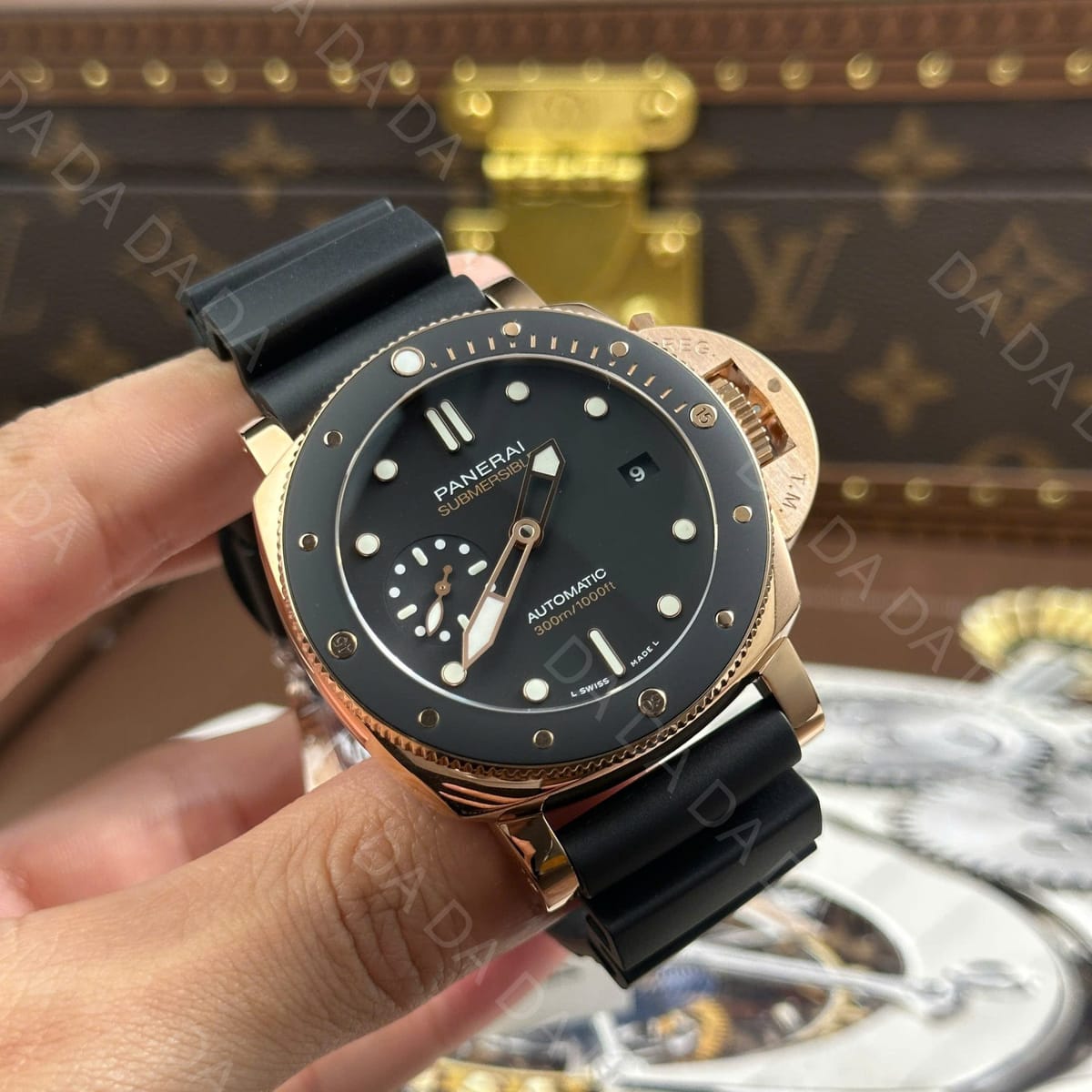 파네라이 섭머저블 PAM974 로즈골드 검판 러버밴드 42mm 13