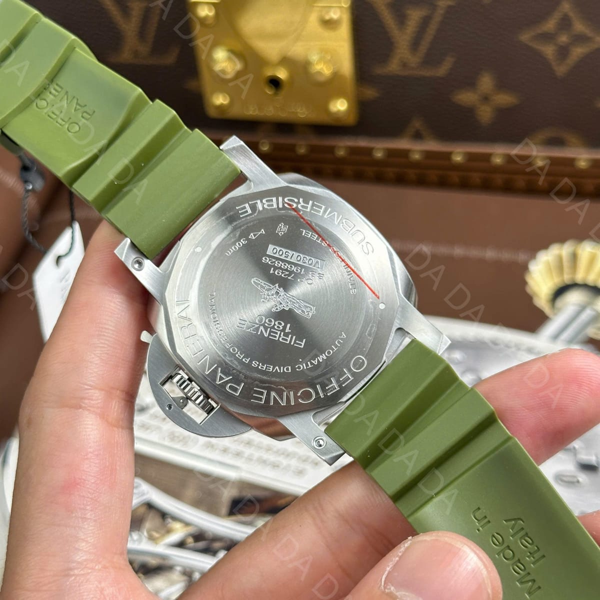 파네라이 섭머저블 PAM01055 그린 러버밴드 42mm 4