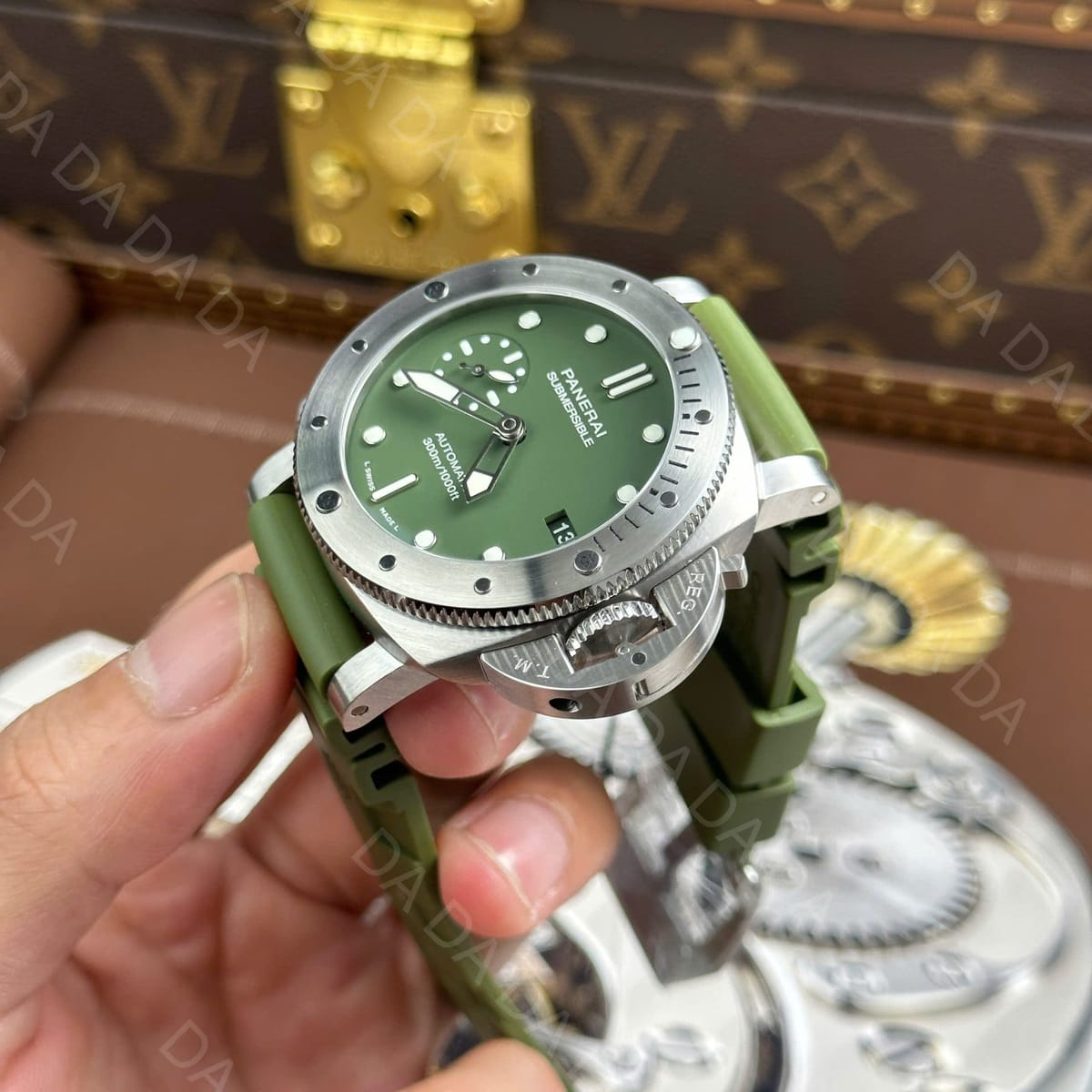 파네라이 섭머저블 PAM01055 그린 러버밴드 42mm 13