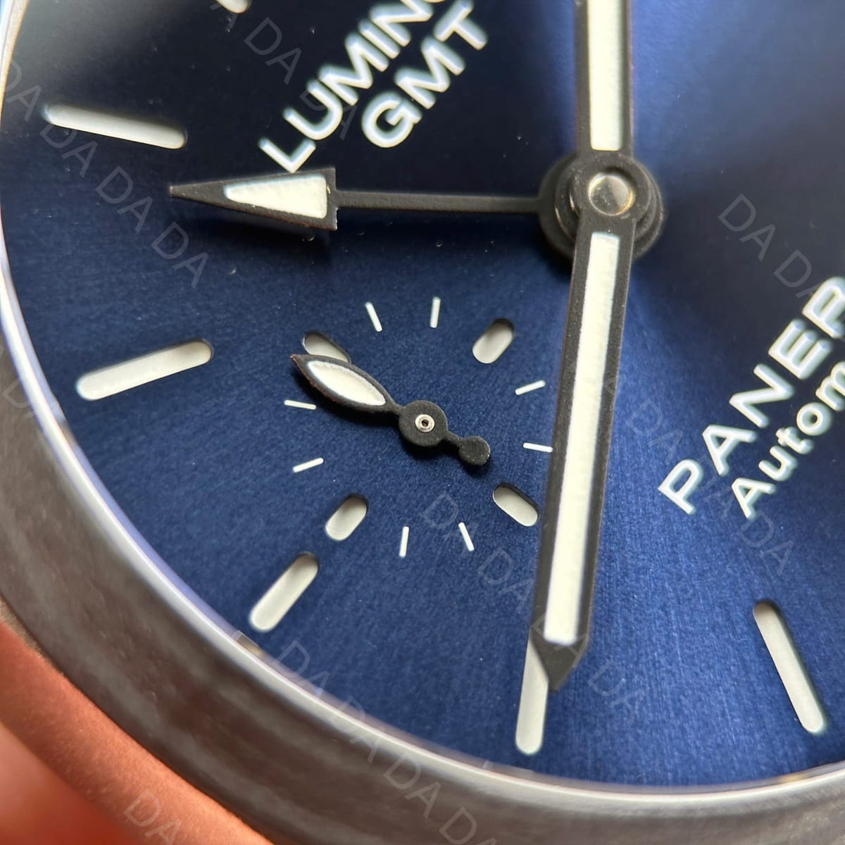 파네라이 루미노르 GMT PAM1279 티타늄 가죽밴드 42mm 11