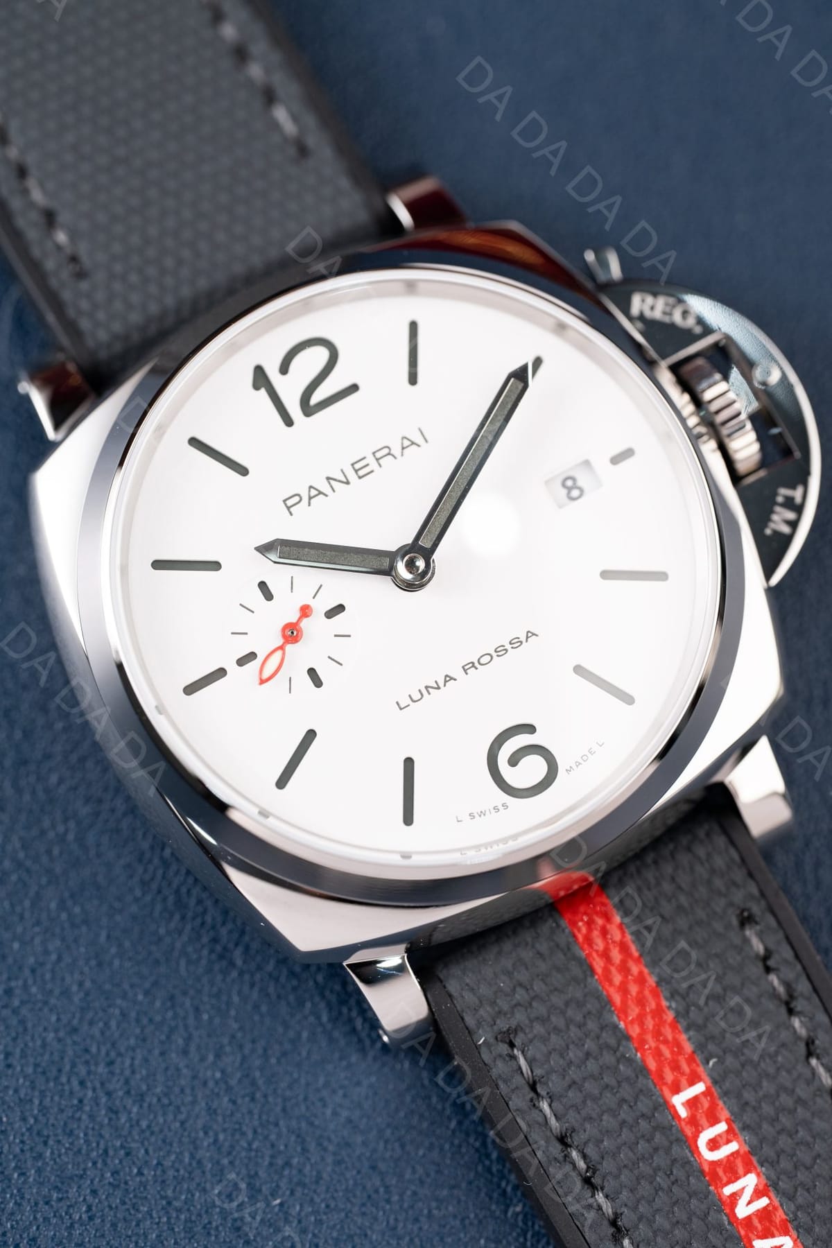 파네라이 루미노르 PAM1381 흰판 42mm 12
