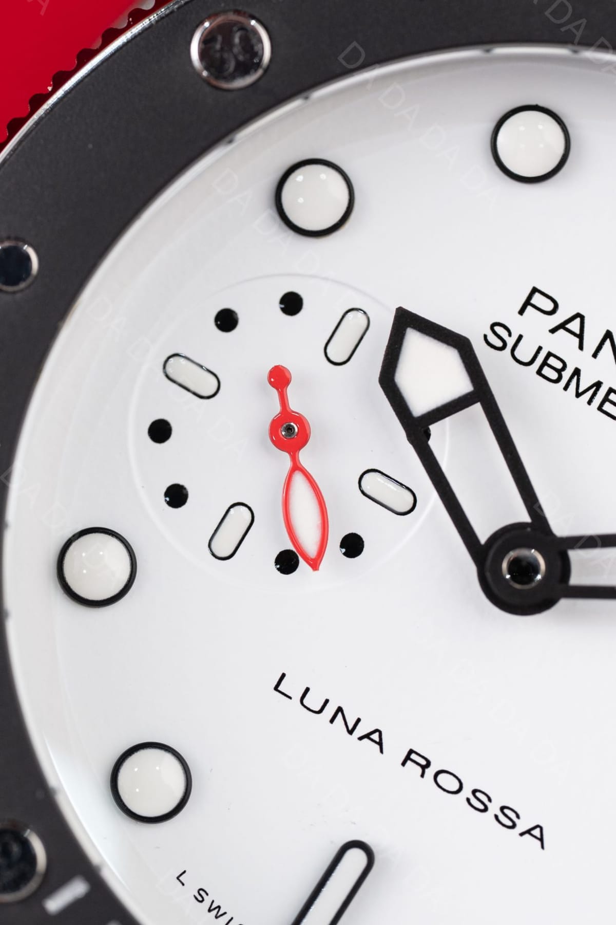 파네라이 섭머저블 PAM1579 흰판 42mm 12