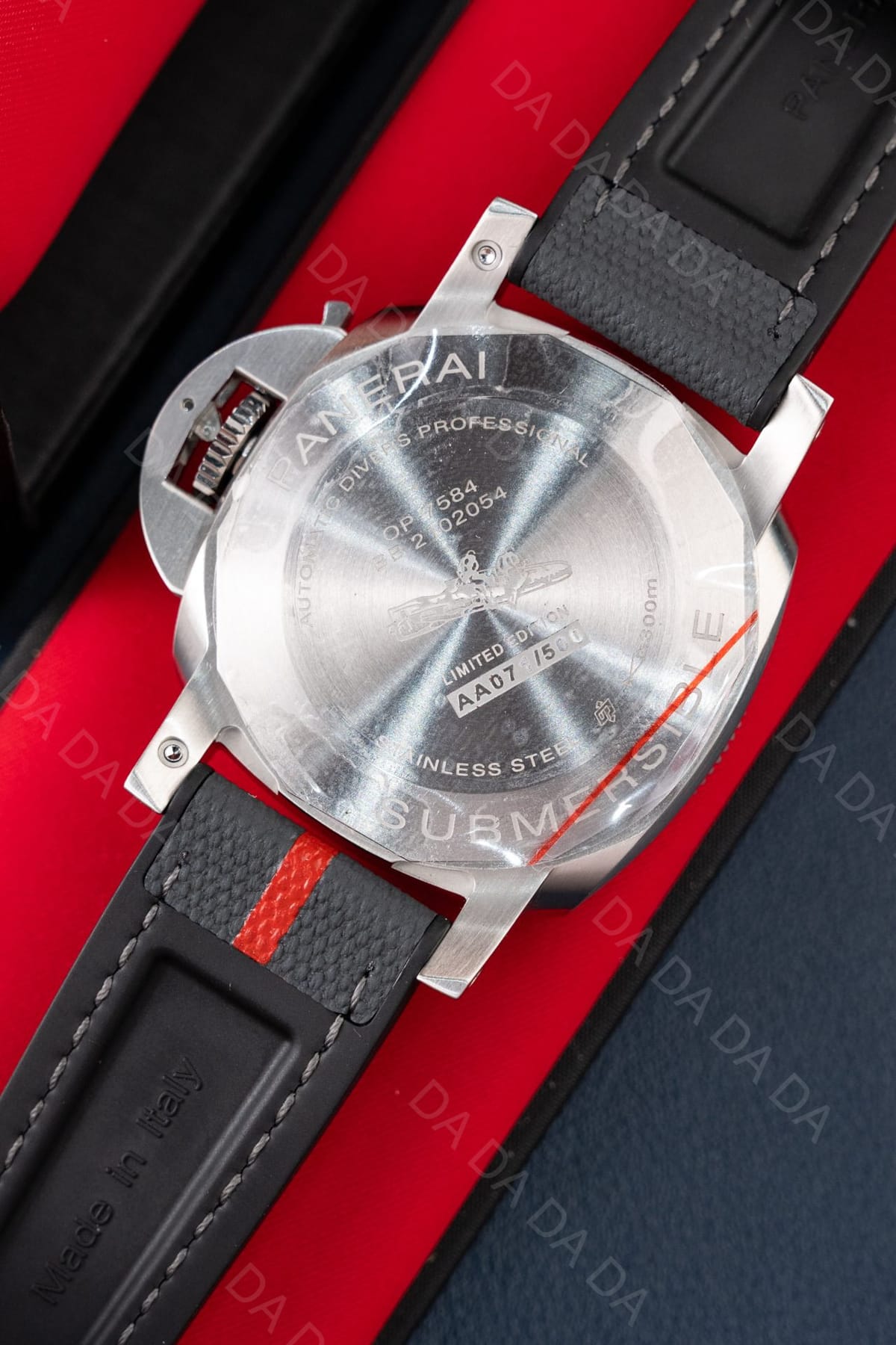 파네라이 섭머저블 PAM1579 흰판 42mm 14