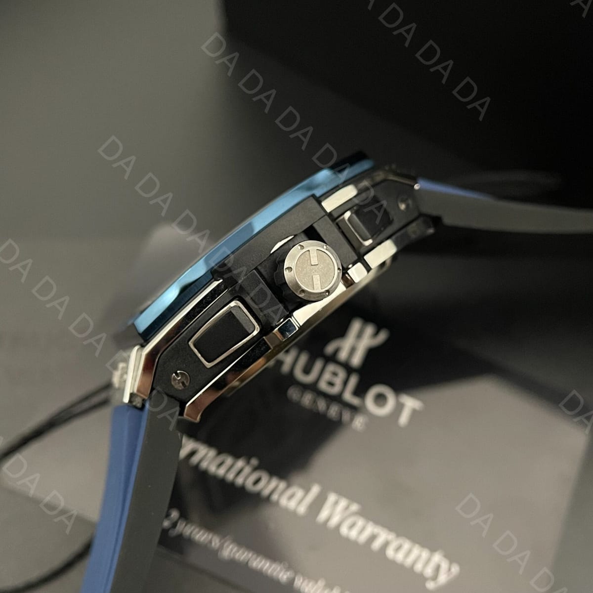 위블로 스피릿 오브 빅뱅 티타늄 블루베젤 러버밴드 42mm 5