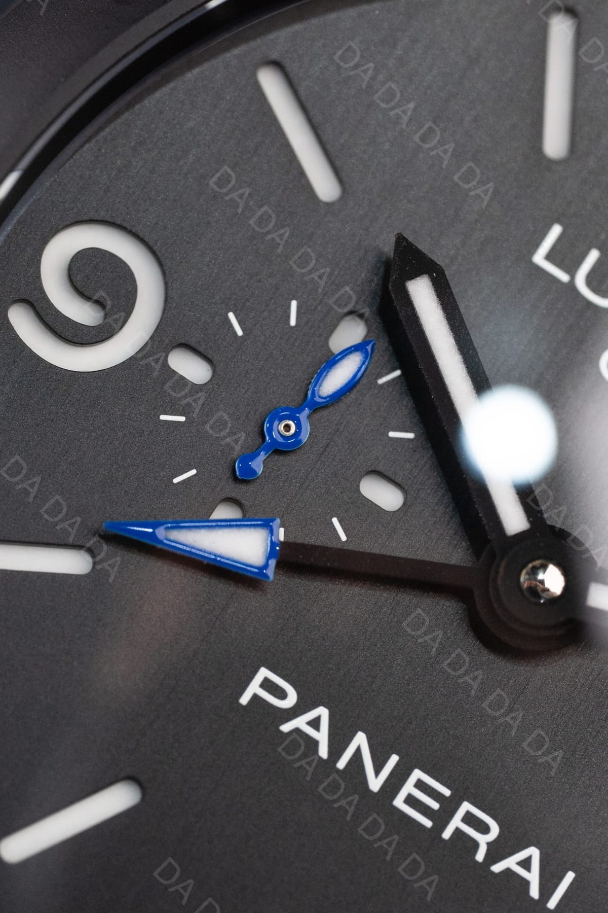파네라이 루미노르 GMT PAM1176 블랙 44mm 5