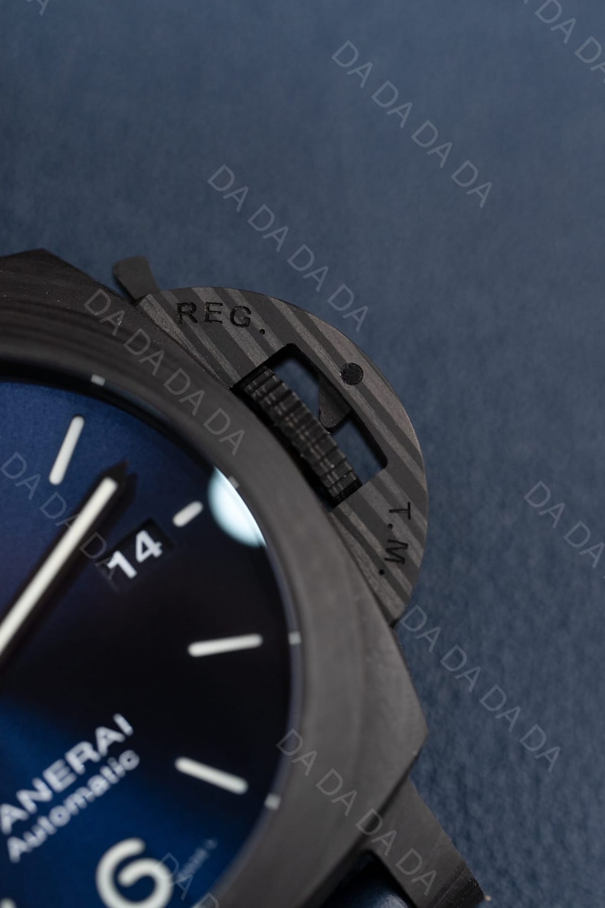 파네라이 루미노르 PAM1664 카본 가죽스트랩 44mm 17