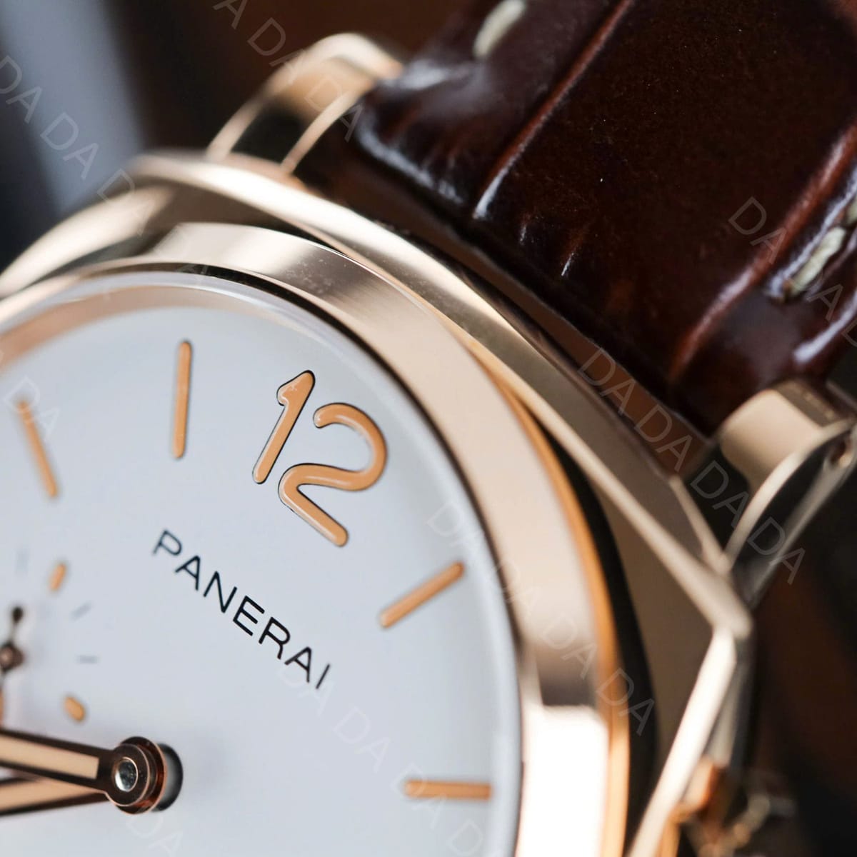 파네라이 루미노르 PAM01042 금통 흰판 가죽스트랩 42mm 7
