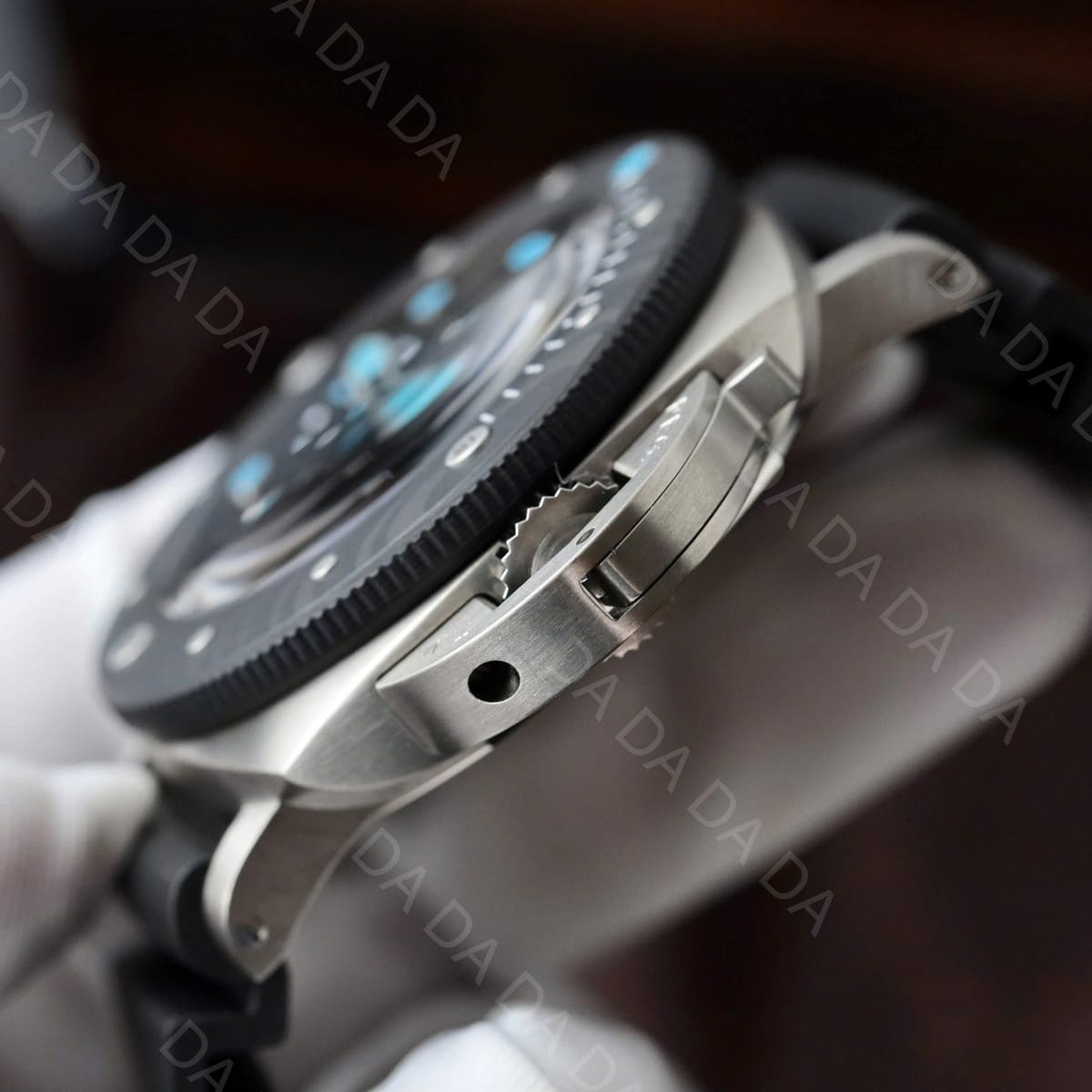 파네라이 섭머저블 PAM00799 블랙 러버밴드 47mm 5