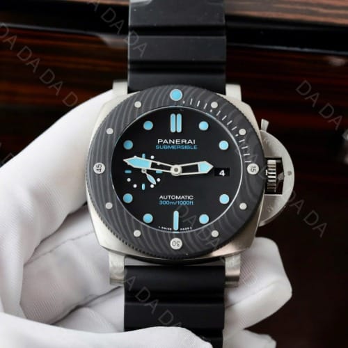 파네라이 섭머저블 PAM00799 블랙 러버밴드 47mm