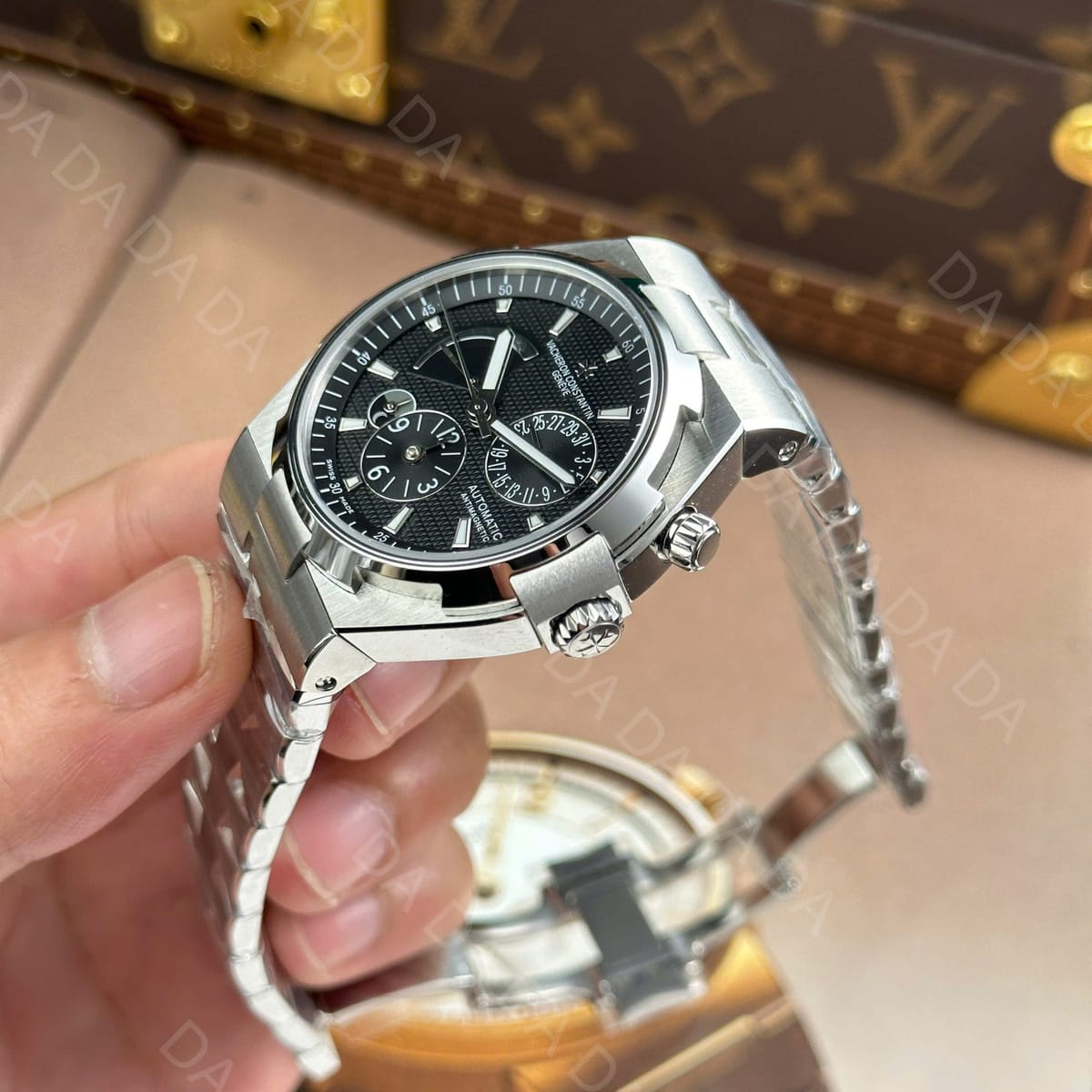 바쉐론콘스탄틴 오버시즈 듀얼타임 검판 42mm 8