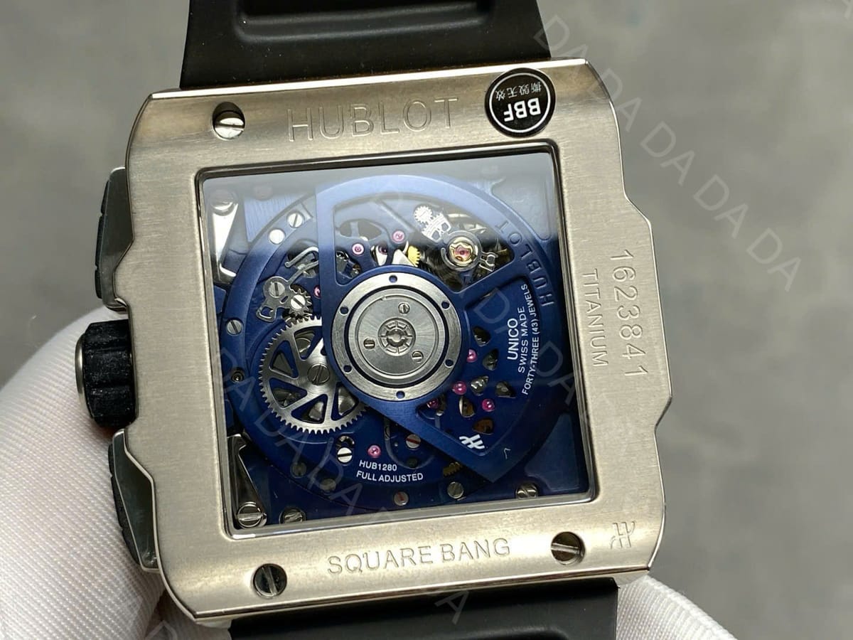 위블로 스퀘어 뱅 유니코 티타늄 블루러버밴드 42mm 8