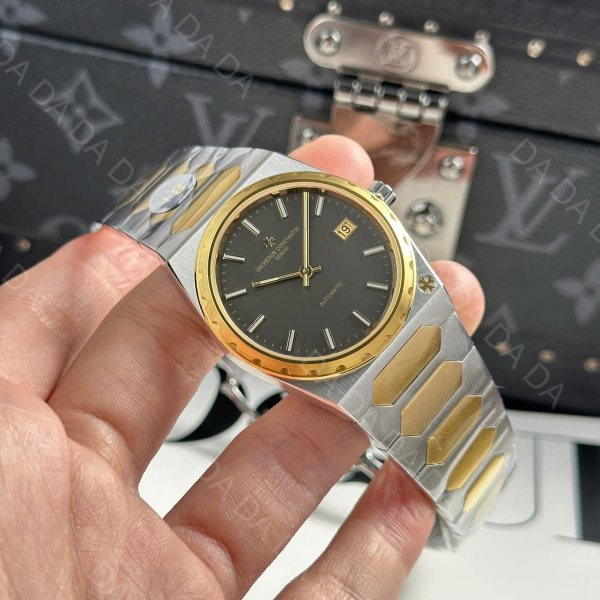 바쉐론콘스탄틴 히스토릭 222 콤비 그레이다이얼 37mm 4