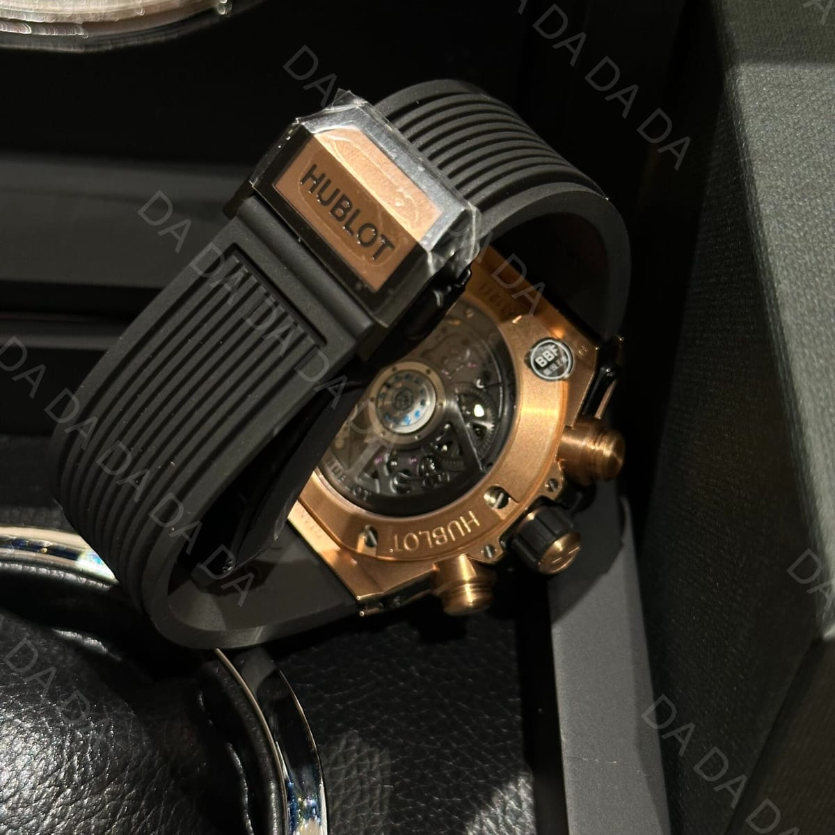 위블로 빅뱅 유니코 금통 블랙베젤 러버밴드 42mm 8
