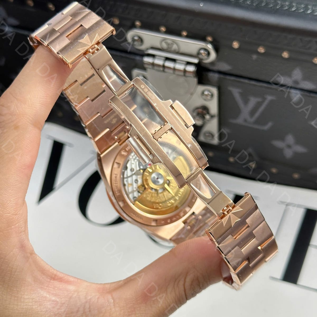바쉐론콘스탄틴 오버시즈 4500v 금통 실버다이얼 41mm 10