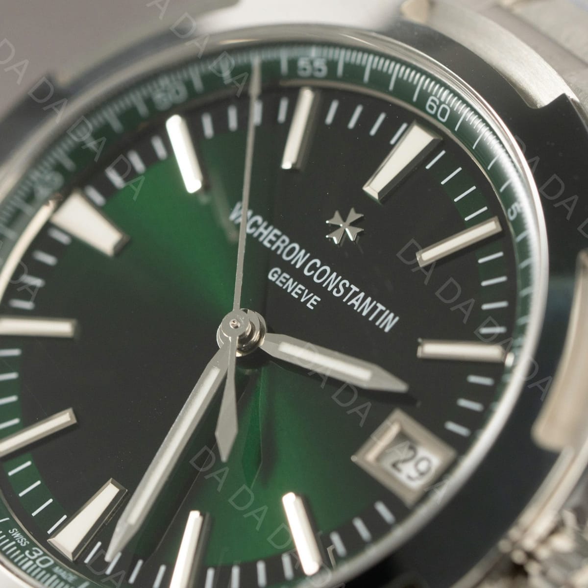 바쉐론콘스탄틴 오버시즈 4500v 스틸 그린 다이얼 41mm 4