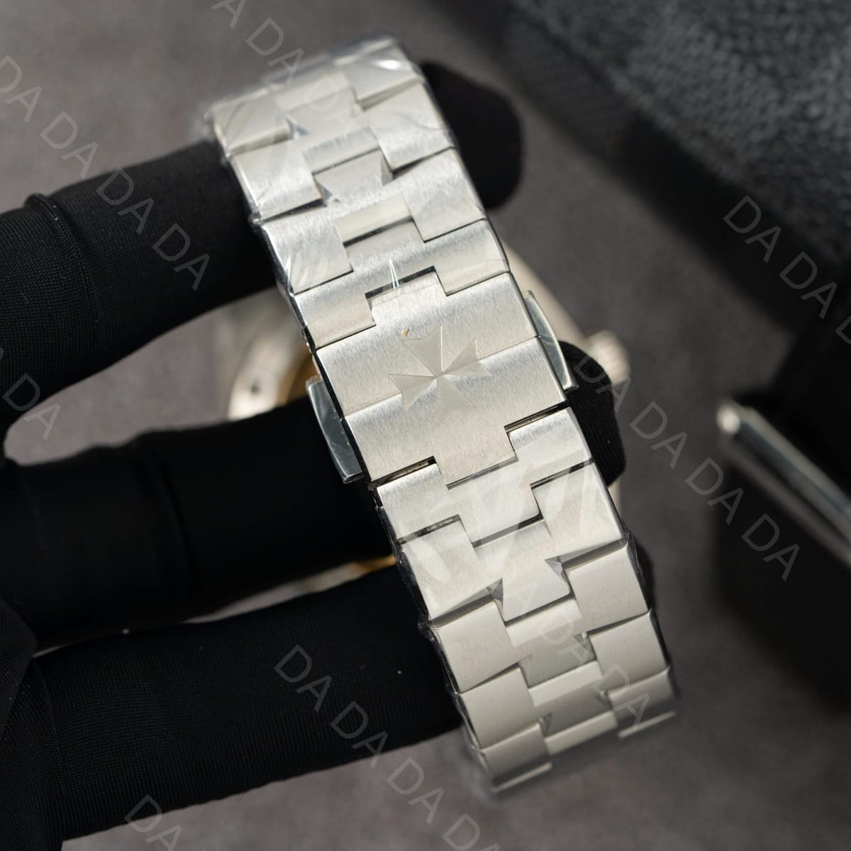 바쉐론콘스탄틴 오버시즈 4500v 스틸 그린 다이얼 41mm 11