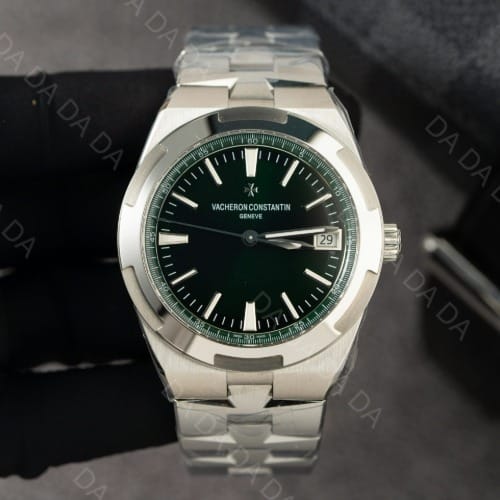 바쉐론콘스탄틴 오버시즈 4500v 스틸 그린 다이얼 41mm