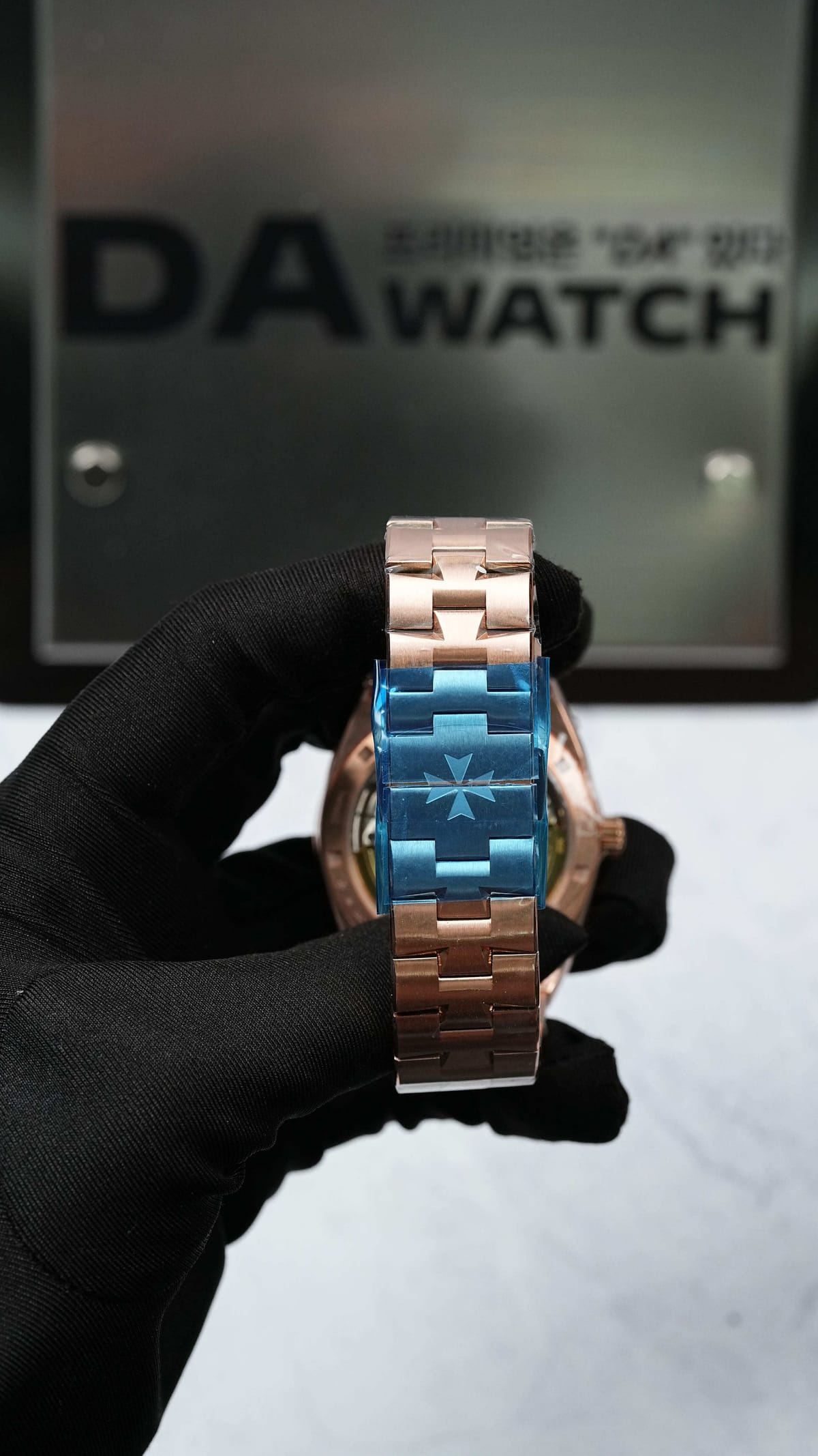 바쉐론콘스탄틴 오버시즈 4500v 금통 그린다이얼 41mm 10