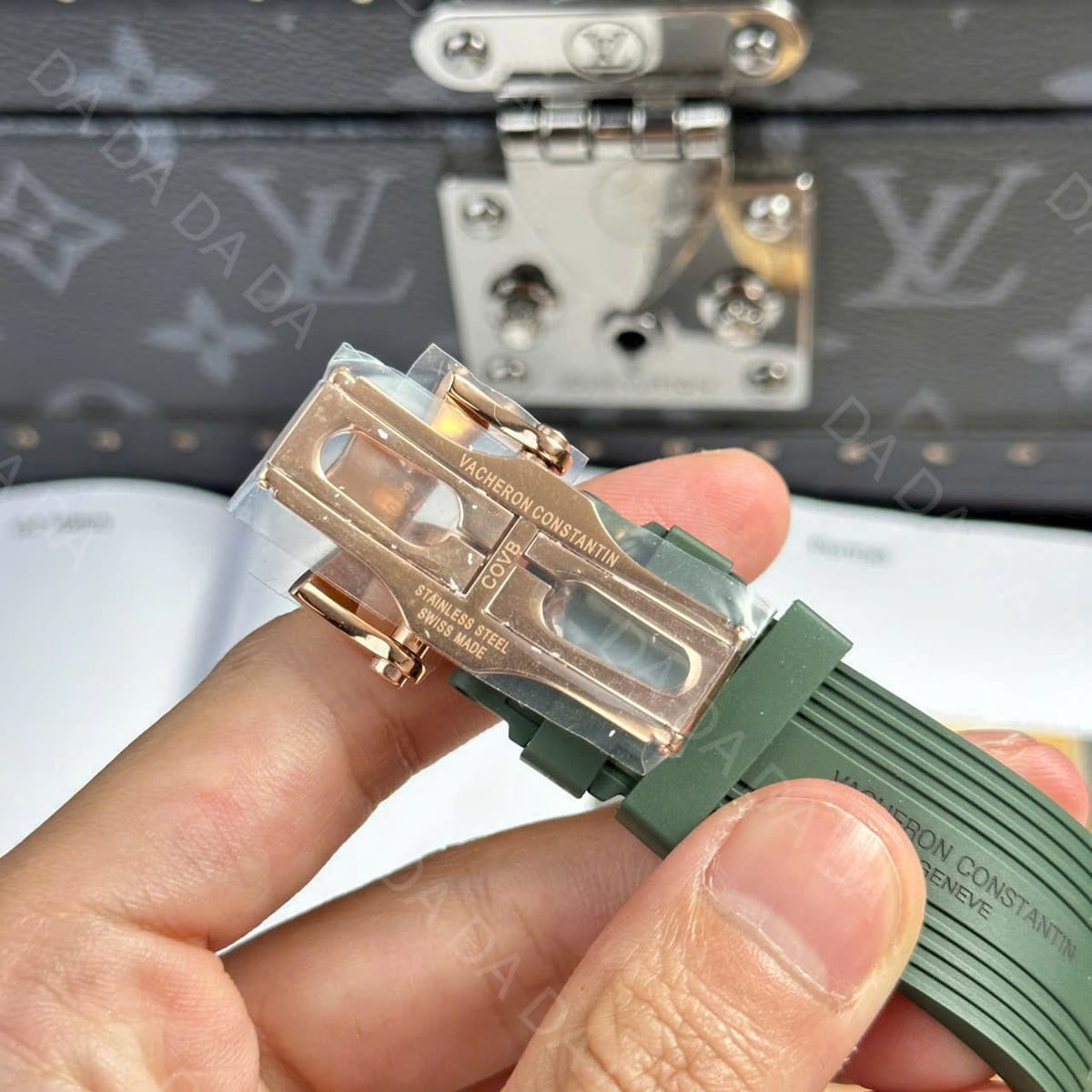 바쉐론콘스탄틴 오버시즈 4500v 금통 그린다이얼 러버밴드 41mm 12