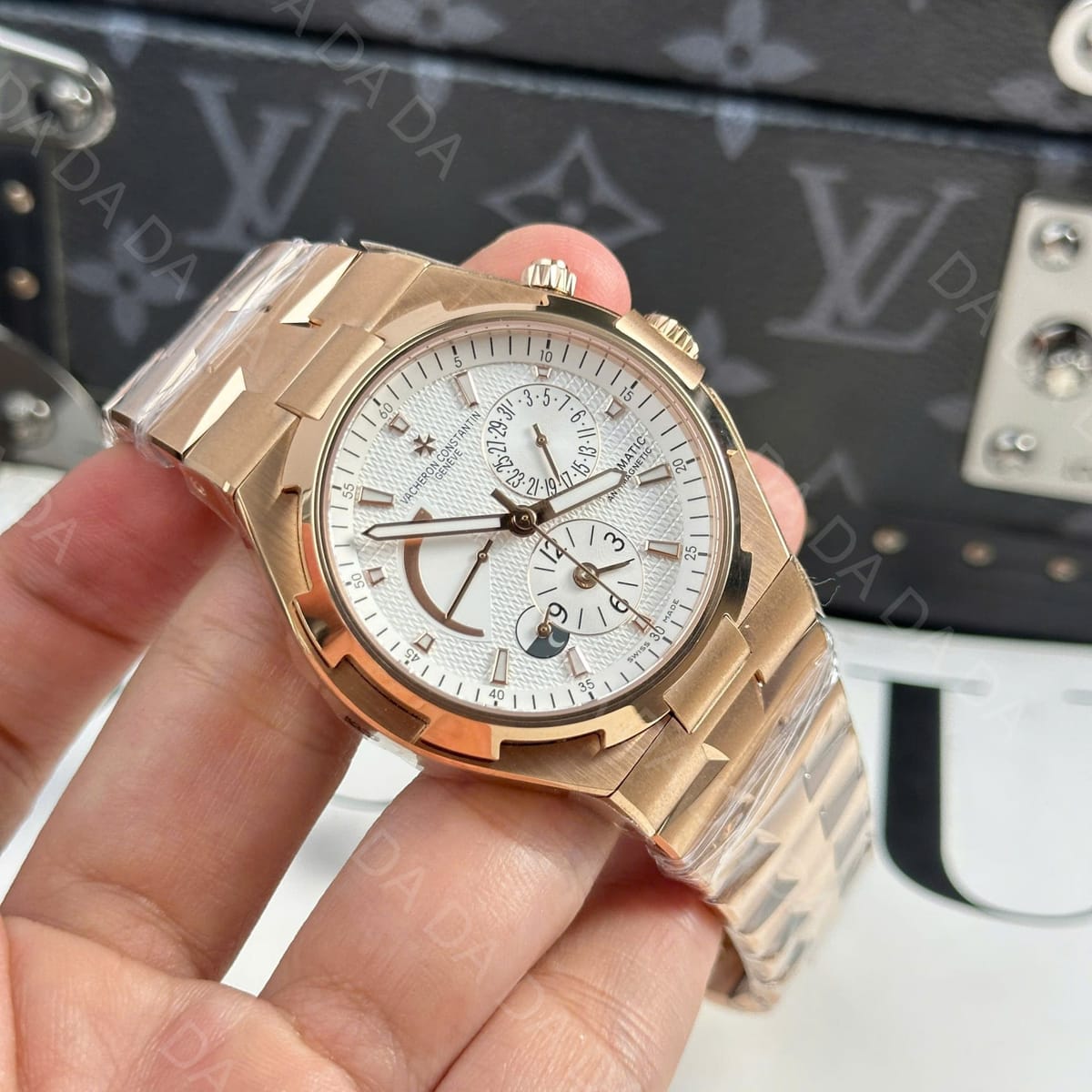 바쉐론콘스탄틴 오버시즈 47450 듀얼타임 j금통 흰판 42mm 7