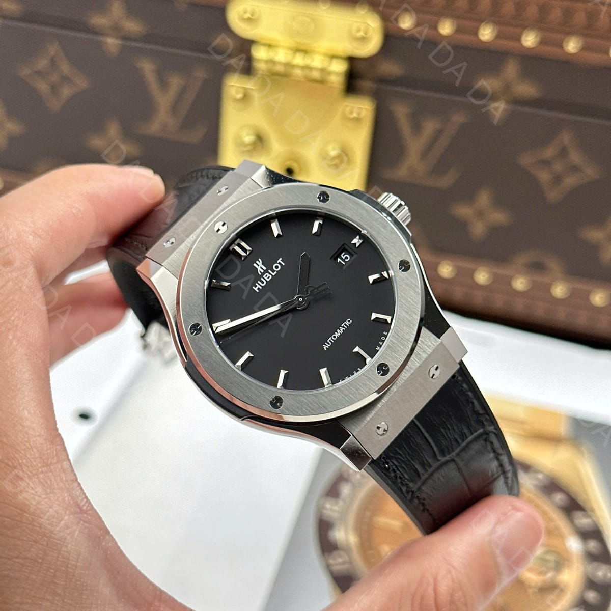 위블로 클래식퓨전 티타늄 블랙다이얼 가죽러버밴드 42mm 4