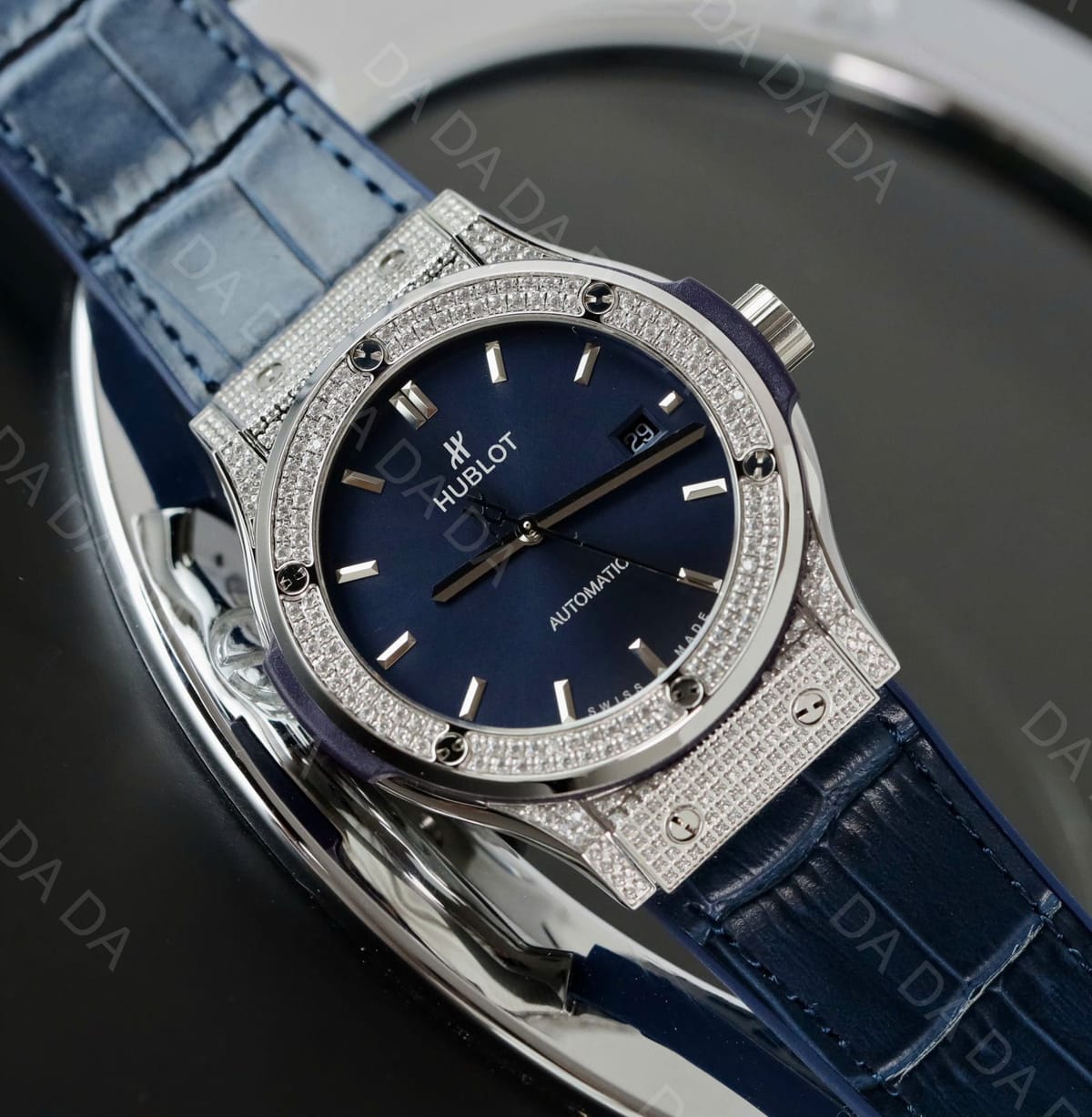 위블로 클래식퓨전 티타늄 블루다이얼 풀다이아셋팅 러버밴드 42mm 4