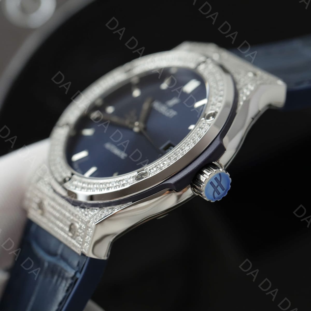 위블로 클래식퓨전 티타늄 블루다이얼 풀다이아셋팅 러버밴드 42mm 10