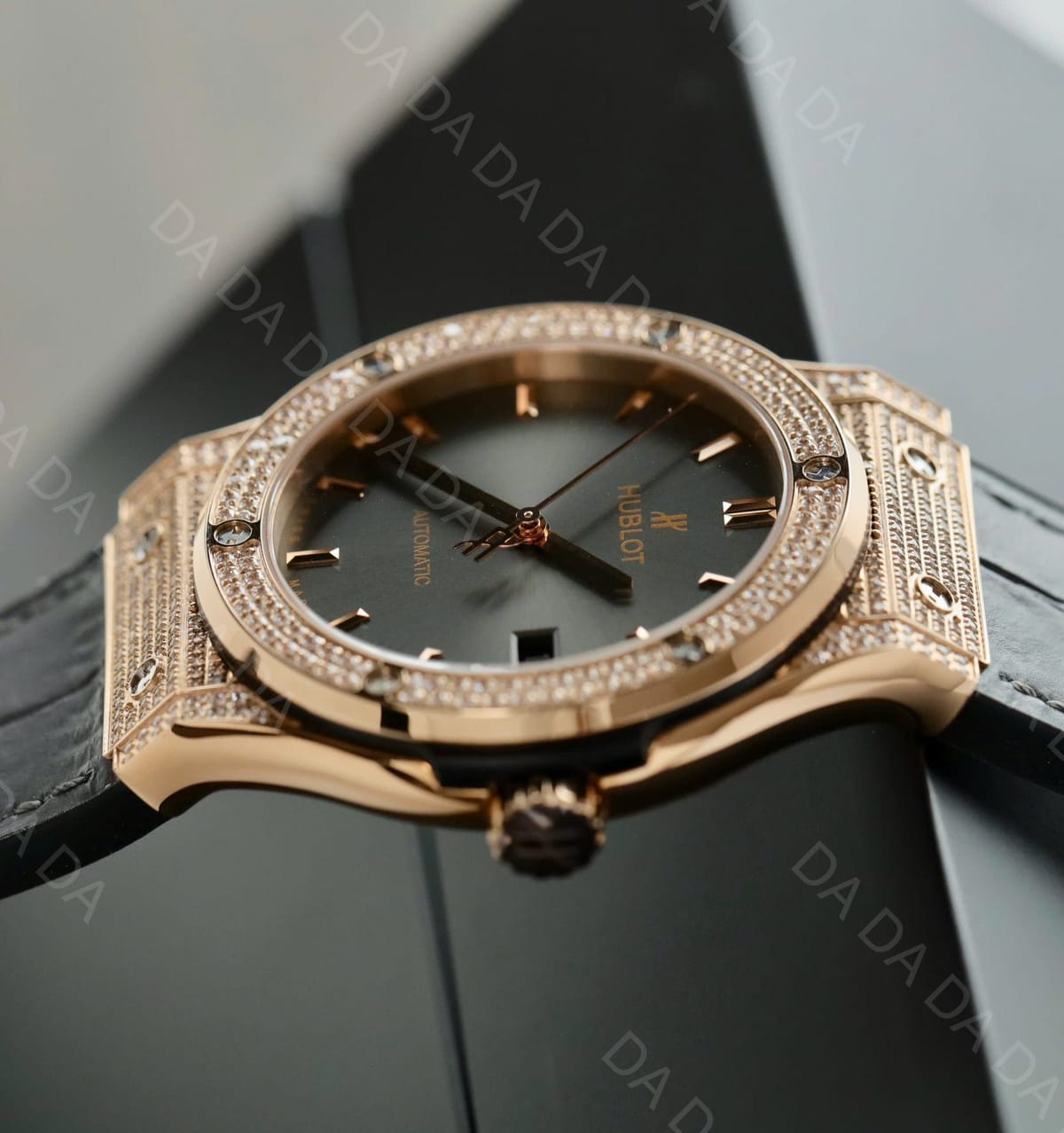 위블로 클래식퓨전 금통 그레이다이얼 풀다이아셋팅 러버밴드 42mm 7