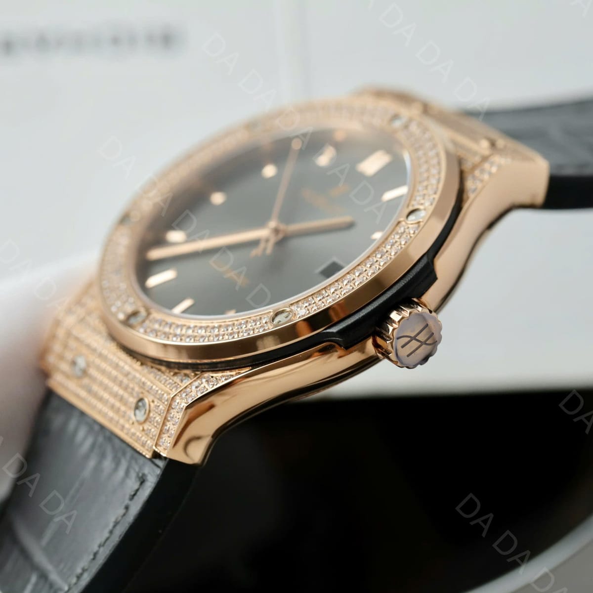 위블로 클래식퓨전 금통 그레이다이얼 풀다이아셋팅 러버밴드 42mm 8