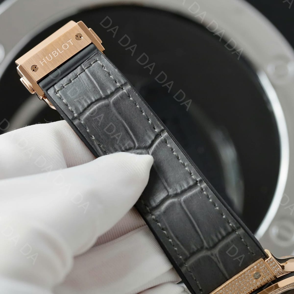 위블로 클래식퓨전 금통 그레이다이얼 풀다이아셋팅 러버밴드 42mm 10