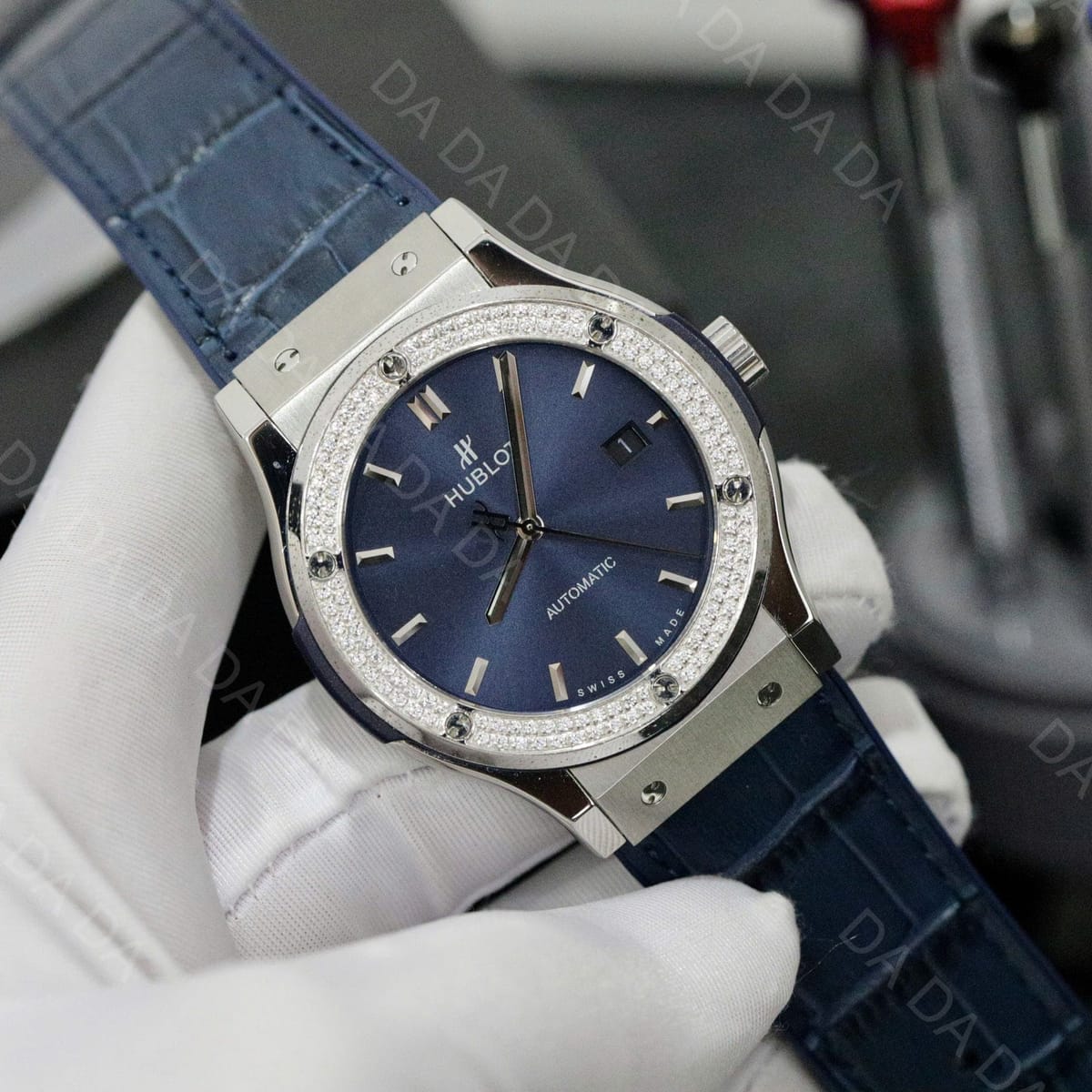 위블로 클래식퓨전 티타늄 블루다이얼 다이아베젤 러버밴드 42mm 4
