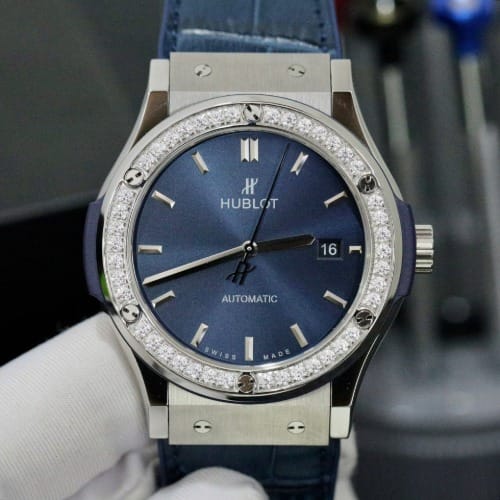 위블로 클래식퓨전 티타늄 블루다이얼 다이아베젤 러버밴드 42mm