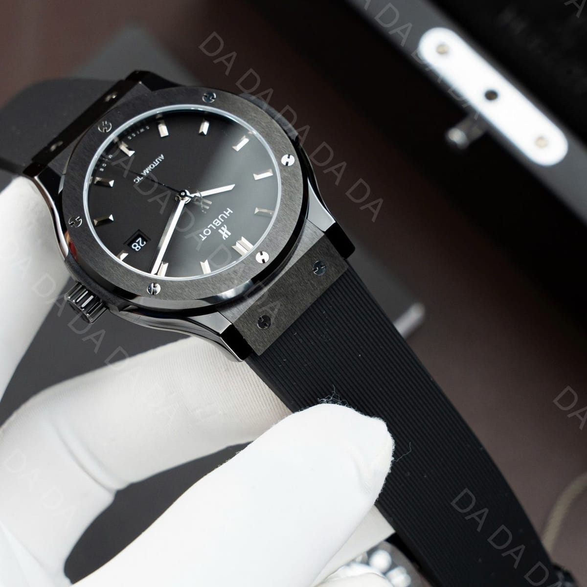 위블로 클래식퓨전 올블랙 세라믹 러버밴드 42mm 5