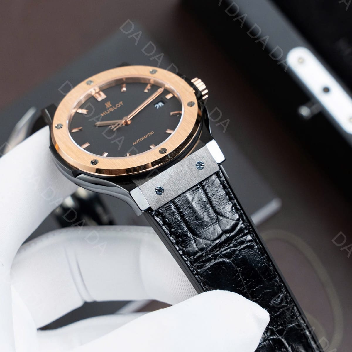 위블로 클래식퓨전 콤비 블랙세라믹 가죽러버밴드 42mm 5