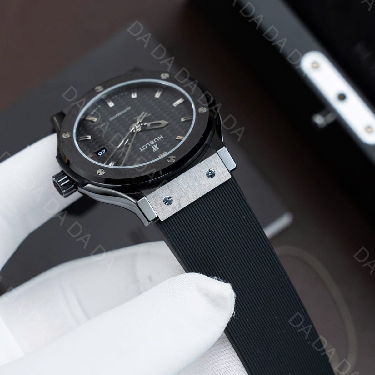 위블로 클래식퓨전 블랙세라믹 카본다이얼 러버밴드 42mm 4
